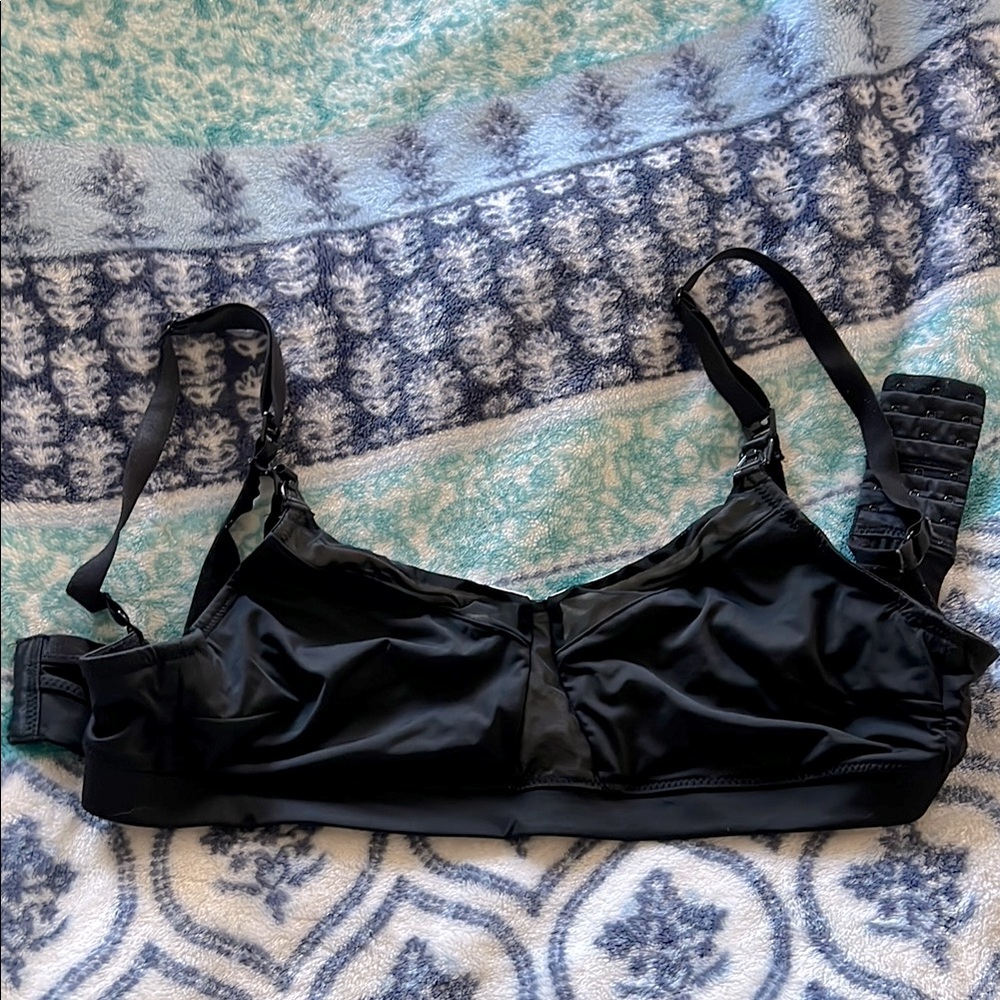 Black Willow nursing bra